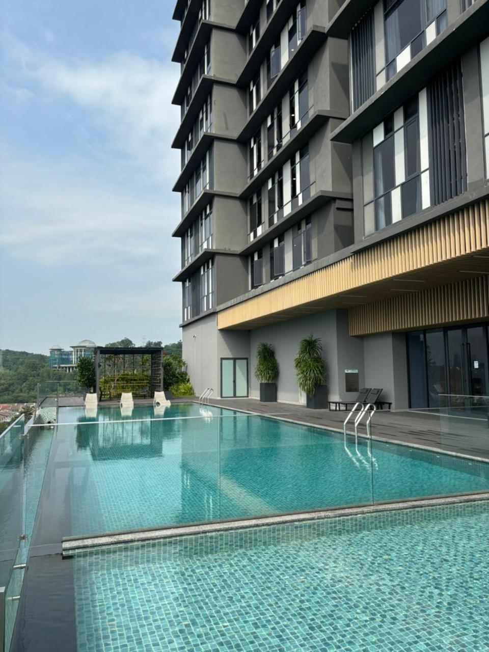 Societe By Bamboo Hospitality Aparthotel Kuala Lumpur Buitenkant foto